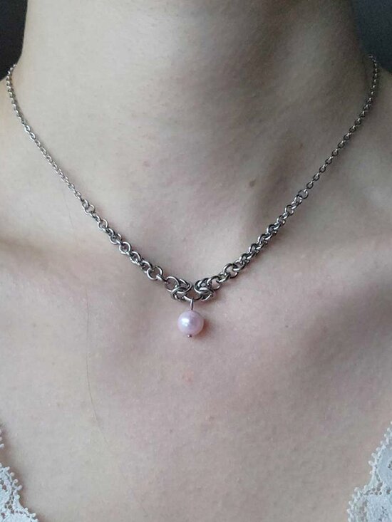 Hand Crafted Jewelry - Vintage dainty pink pearl and silver necklace